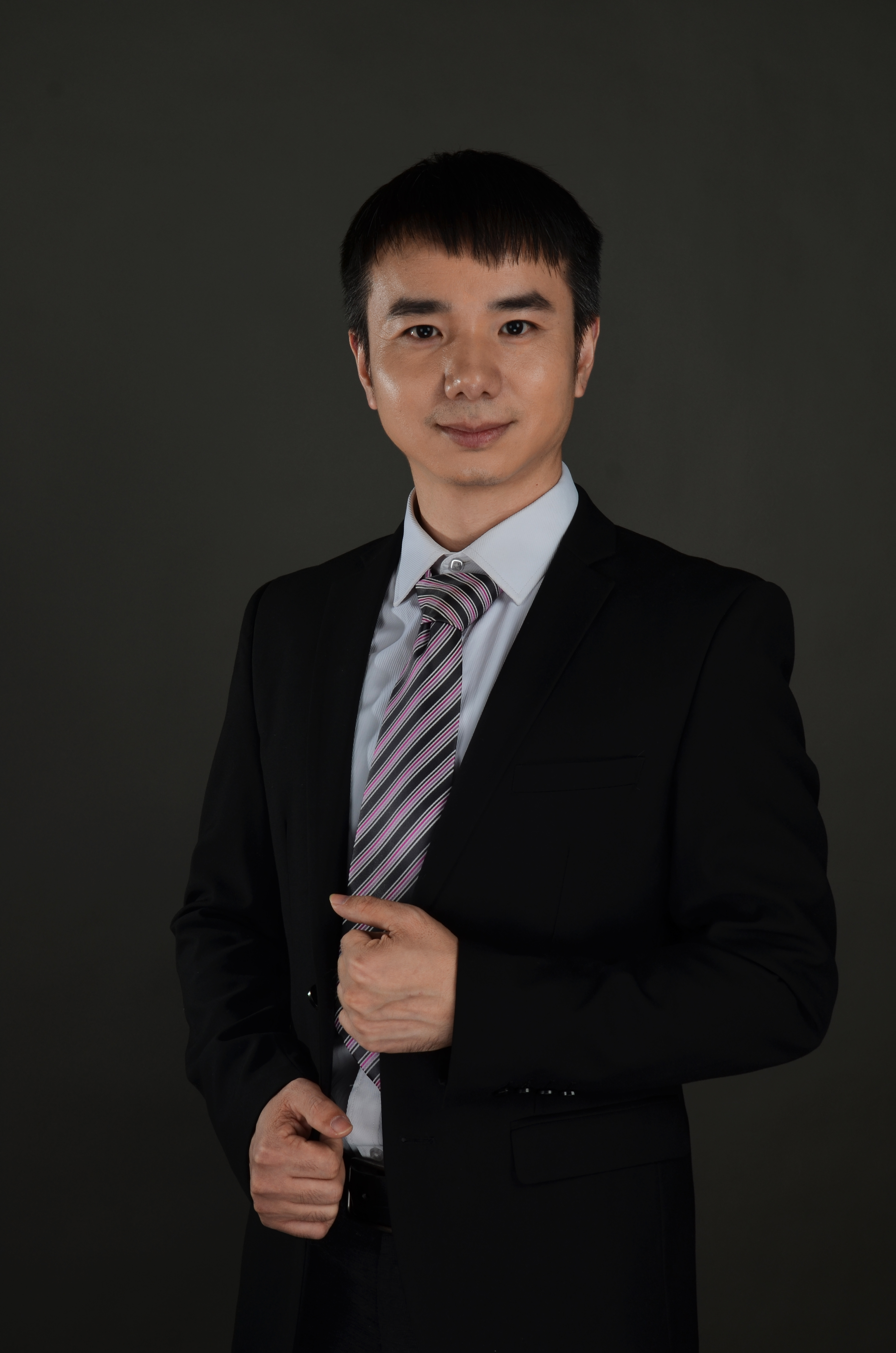 Leo, founder of Seaflower Garment